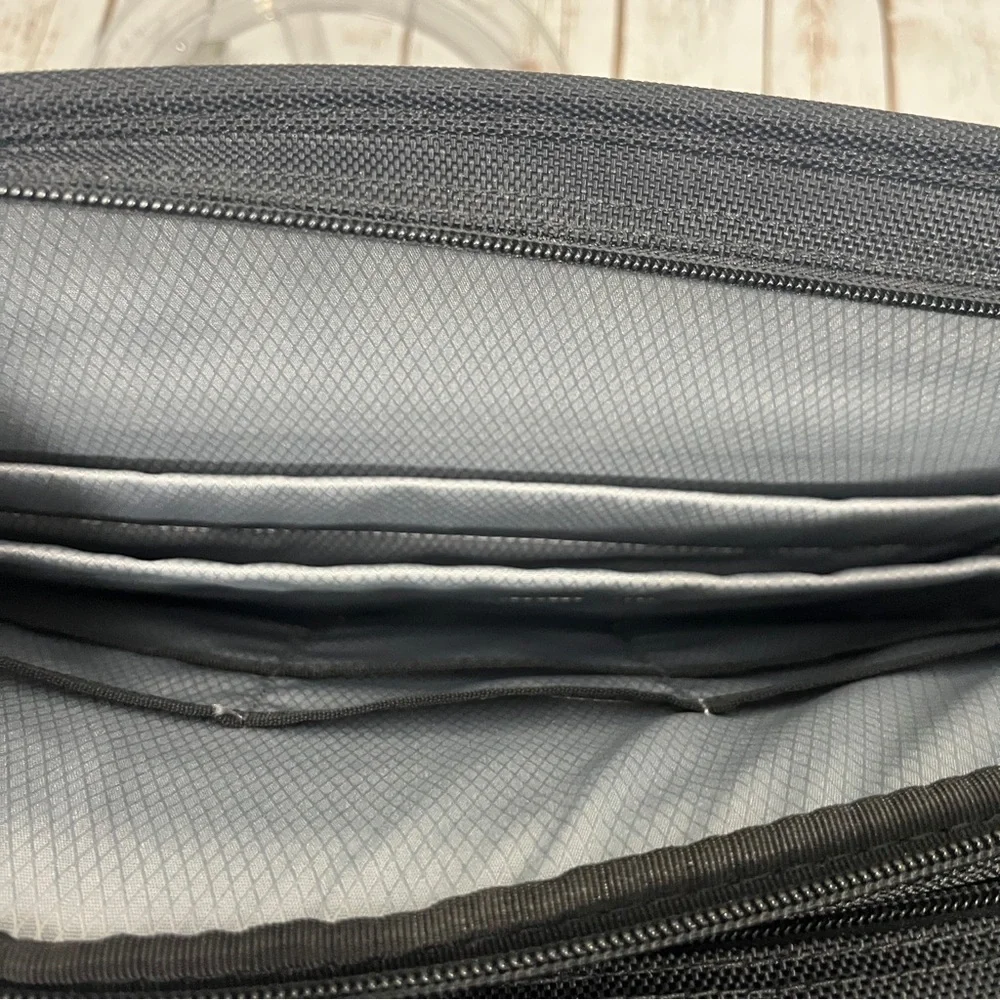 Samsonite Laptop Carry On‎ Bag Luggage